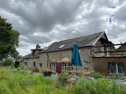 Property for sale Villaines-la-Juhel Mayenne