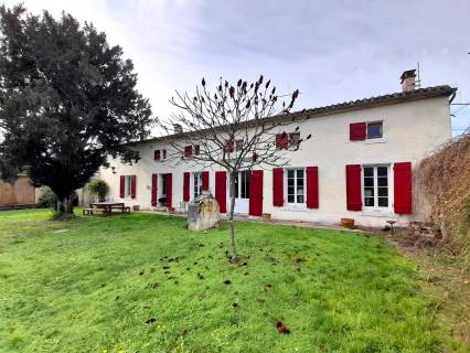 Property for sale Brie-sous-Matha Charente-Maritime