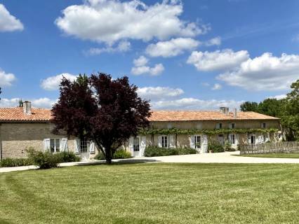 Property for sale Villefagnan Charente