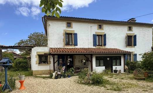 Property for sale Fontenille Charente