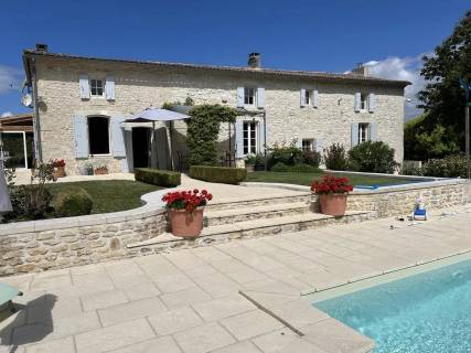 Property for sale Mortagne-sur-Gironde Charente-Maritime